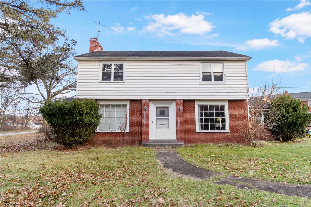 Commercial Sale in Clairton 3
