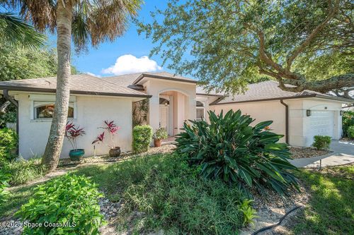 129 Signature Dr, Melbourne Beach, FL, 32951-3279 | Card Image
