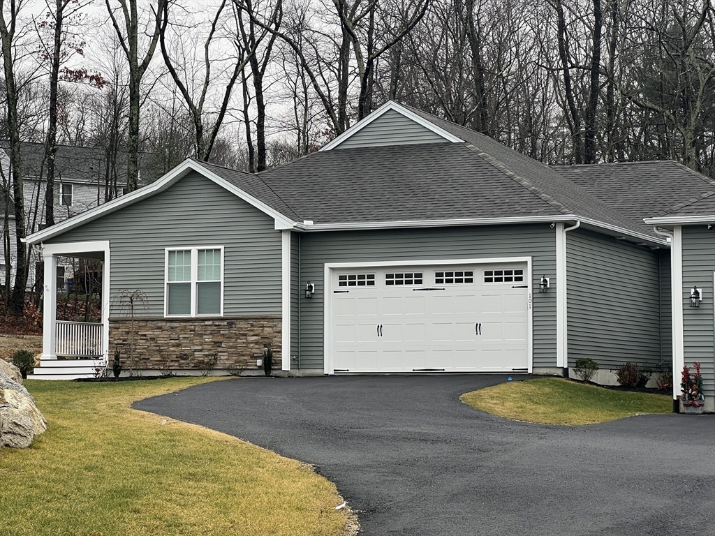 Harvey Spaulding St, Uxbridge, MA 01569