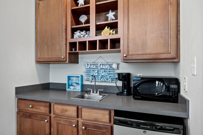 102 - 309 E Poplar Ave, Townhouse with 4 bedrooms, 3 bathrooms and 2 parking in WILDWOOD NJ | Image 31