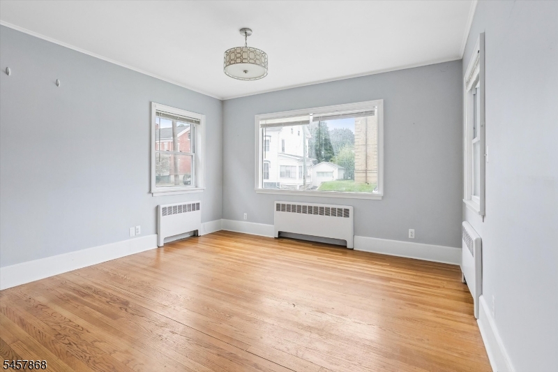 Residential Lease in Newton Town 5
