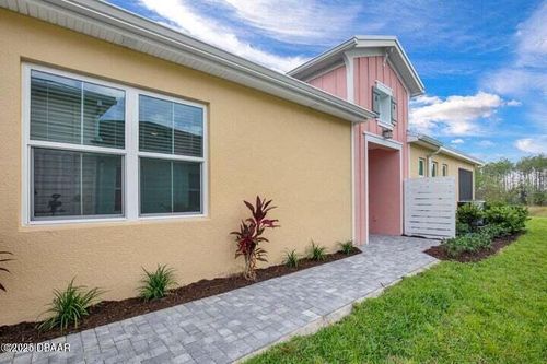 215 Gypsy Palace Ln, DAYTONA BEACH, FL, 32124-3818 | Card Image