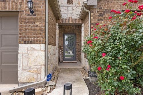 7404 Leonardo Dr, Round Rock, TX, 78665-2308 | Card Image