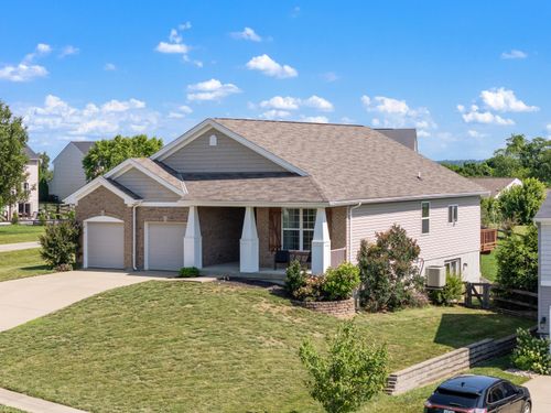 2373 Frontier Dr, Hebron, KY, 41048-7232 | Card Image