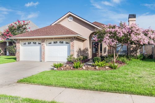 141 Kingspointe Cir, Lafayette, LA, 70508-4224 | Card Image