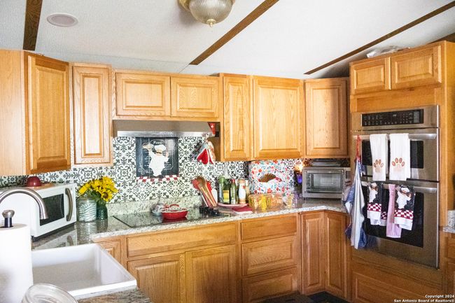 144 Shafter Rd, House other with 3 bedrooms, 2 bathrooms and null parking in Brackettville TX | Image 8