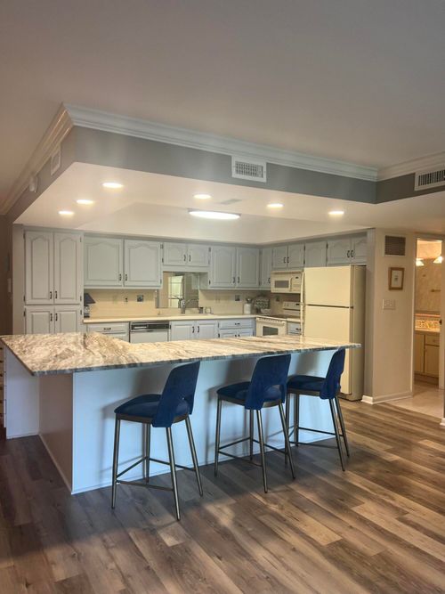 13335 Watertown Plank Rd, Elm Grove, WI, 53122-2229 | Card Image