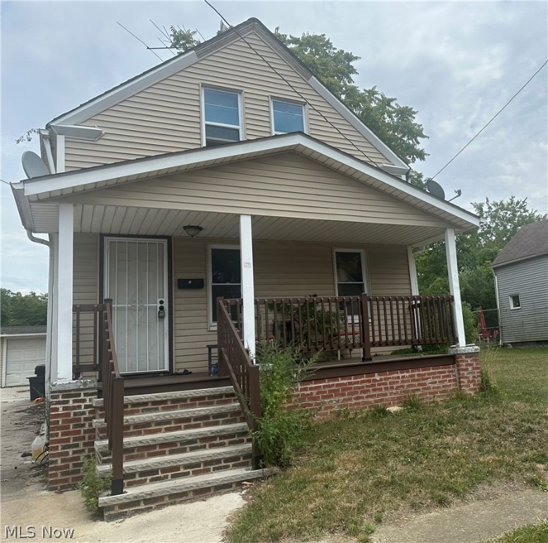 73rd St, Cleveland, OH 44127