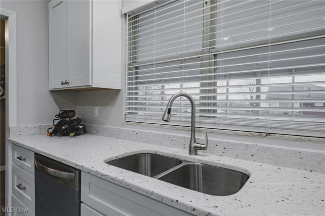 868 Blennerhassett Hts, House other with 3 bedrooms, 1 bathrooms and null parking in Washington WV | Image 11