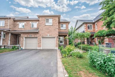 67 Quarry Edge Dr, House attached with 3 bedrooms, 3 bathrooms and 2 parking in Brampton ON | Image 2