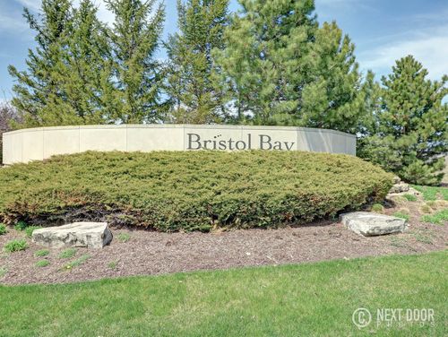 b-142 Bertram Dr, Yorkville, IL, 60560-3220 | Card Image