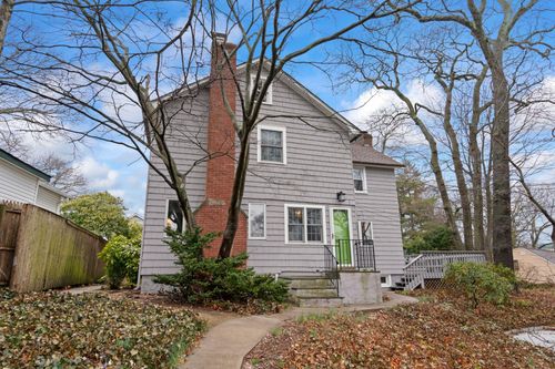 382 Garfield St, Centerport, NY, 11721-1057 | Card Image