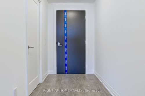 1609-286 Main St, Toronto, ON, M4C0B3 | Card Image