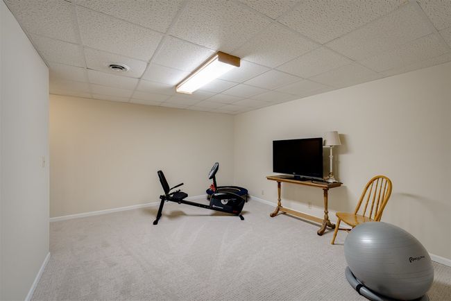 307 Blue Jay Dr, House other with 4 bedrooms, 4 bathrooms and 2 parking in Le Roy IL | Image 35