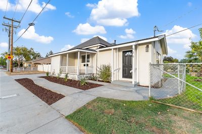 636 Fox Street, House other with 3 bedrooms, 1 bathrooms and null parking in Lemoore CA | Image 1