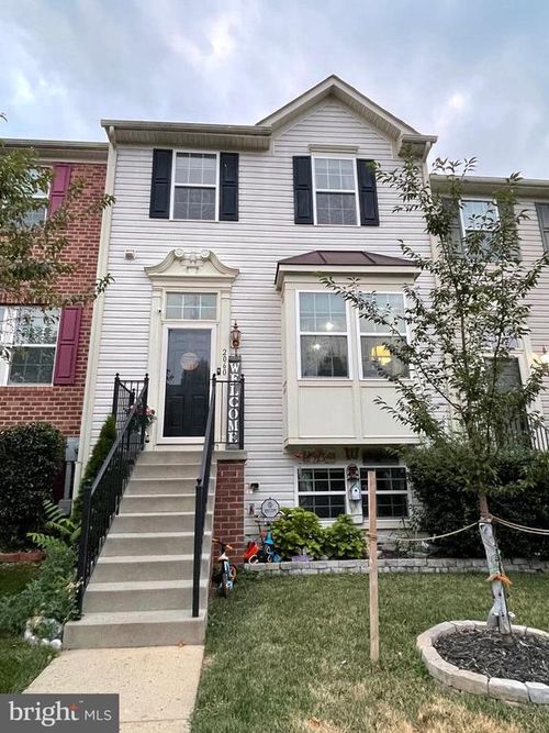 2060 Spring Run Cir, FREDERICK, MD, 21702-6807 | Card Image