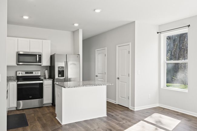 810 Dallas Dr, Townhouse with 3 bedrooms, 3 bathrooms and 2 parking in Columbia TN | Image 7