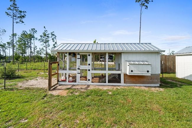 574 N Canal Dr, House other with 2 bedrooms, 2 bathrooms and 4 parking in Port St. Joe FL | Image 13