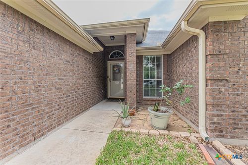 2007 Merlin Dr, Harker Heights, TX, 76548-2527 | Card Image