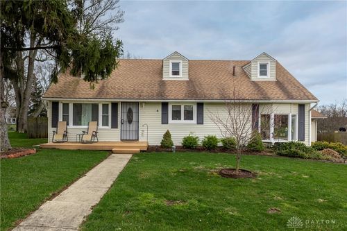 1270 Virginia Dr, Tipp City, OH, 45371-9204 | Card Image