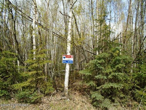 6661 S Lark Cir, Wasilla, AK, 99623-8835 | Card Image