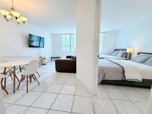 524-100 Lincoln Rd, Miami Beach, FL, 33139-2013 | Card Image