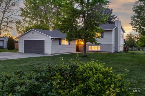 10990 W Highlander Rd, Boise, ID, 83709-5243 | Card Image