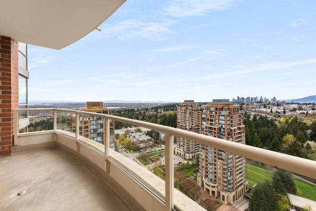 2501 - 6838 Station Hill Drive, Condo with 2 bedrooms, 2 bathrooms and 1 parking in Burnaby BC | Image 26
