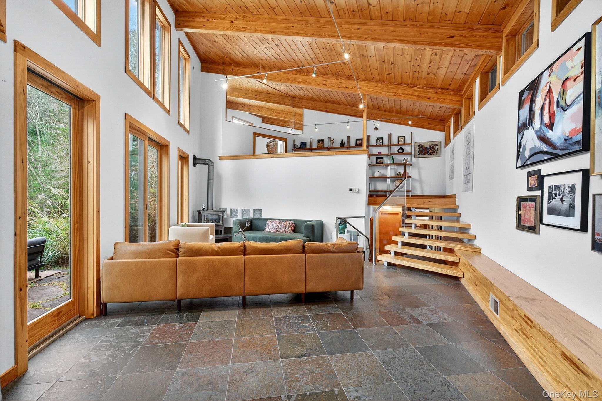 Residential Lease in Woodstock 2