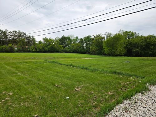 7585 Pontiac Trail, West Bloomfield Charter Township, MI, 48323 | Card Image