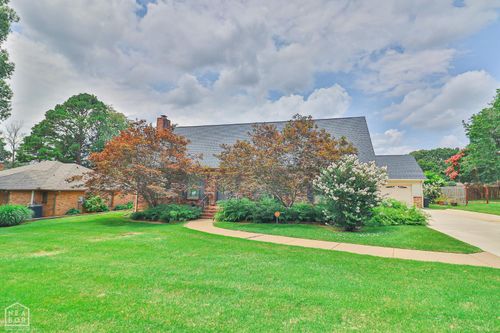 1509 Hillcrest Dr, Jonesboro, AR, 72401-5123 | Card Image