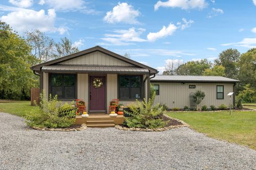 2496 Chestnut Hill Rd, Crossville, TN, 38571-1031 | Card Image