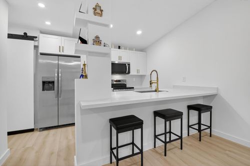 apt-214-9430 Boca Cove Cir, Boca Raton, FL, 33428-7751 | Card Image