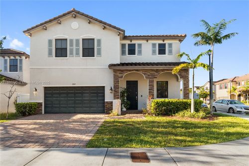 3503 W 93rd Pl, Hialeah, FL, 33018-2075 | Card Image