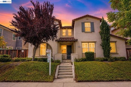 157 Misty Cir, Livermore, CA, 94550-2536 | Card Image