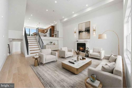 2552 E Somerset St, PHILADELPHIA, PA, 19134-4743 | Card Image