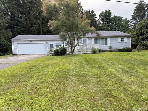 11493 N Bray Rd, Clio, MI, 48420-7913 | Card Image