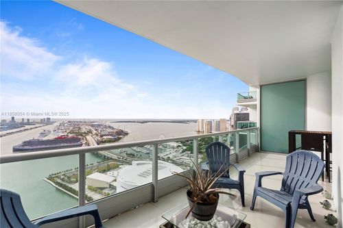 apt-5102-900 Biscayne Blvd, Miami, FL, 33132-1575 | Card Image