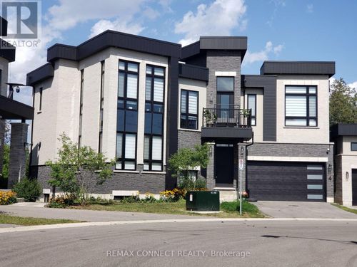 4 Tidmarsh Lane, Ajax (Central West), ON, L1T4S1 | Card Image