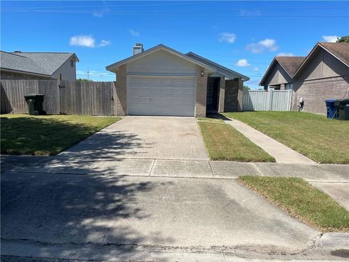 7137 Brookedge Ln, Corpus Christi, TX, 78414-2708 | Card Image