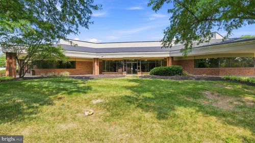 650 Dresher Rd, HORSHAM, PA, 19044-2204 | Card Image