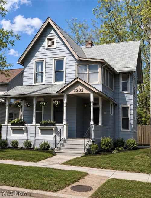 3202 Marvin Ave, Cleveland, OH, 44109-2131 | Card Image