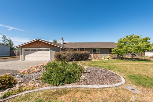 408 Eunice St, Sequim, WA, 98382-3968 | Card Image