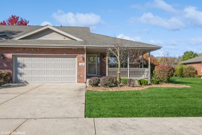 486 S Glenwoodie Drive, Townhouse with 2 bedrooms, 2 bathrooms and 2 parking in Glenwood IL | Image 1