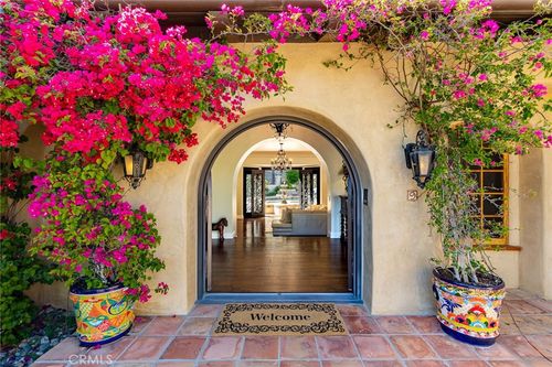 9 Maverick Ln, Bell Canyon, CA, 91307-1028 | Card Image