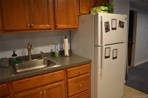 323 Peconic Ave, Medford, NY, 11763-3550 | Card Image