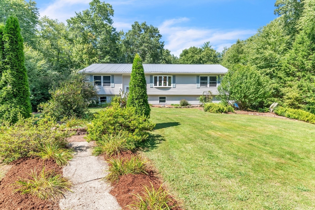 Old Turnpike Rd, Oakham, MA 01068