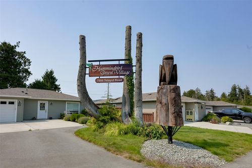 22-7586 Tetayut Rd, Central Saanich, BC, V8M0B4 | Card Image