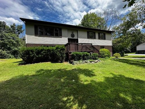113 Rossway Rd, Pleasant Valley, NY, 12569-7358 | Card Image