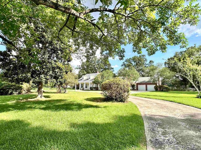 627 W Main St, House other with 3 bedrooms, 3 bathrooms and null parking in Gonzales LA | Image 33